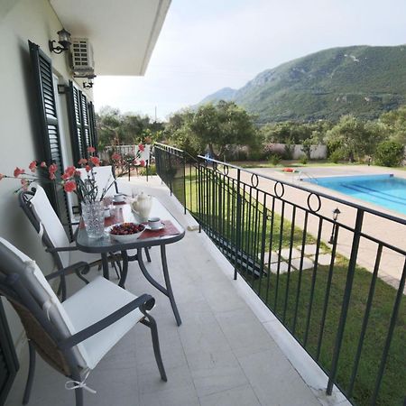 Villa Adonis CChalikounas Buitenkant foto