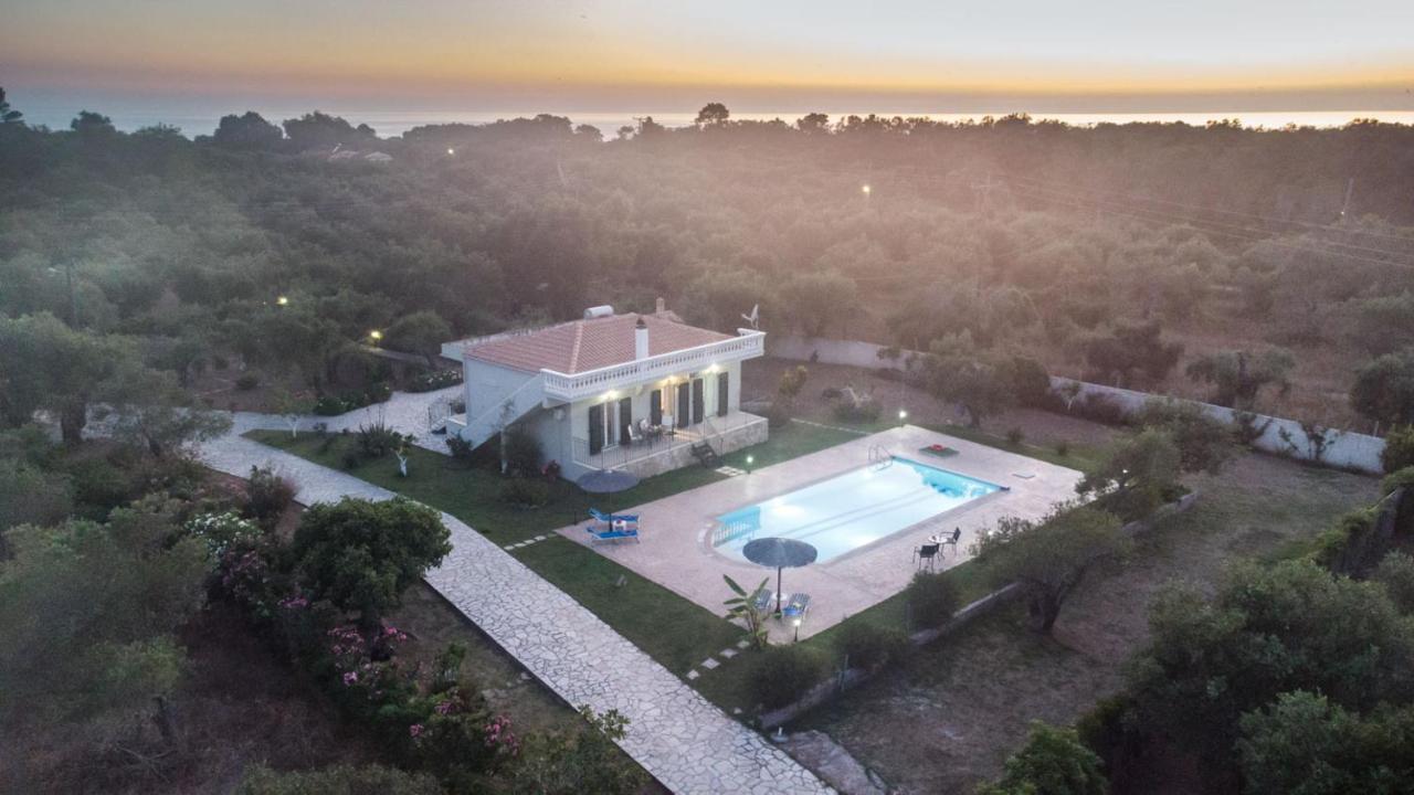 Villa Adonis CChalikounas Buitenkant foto