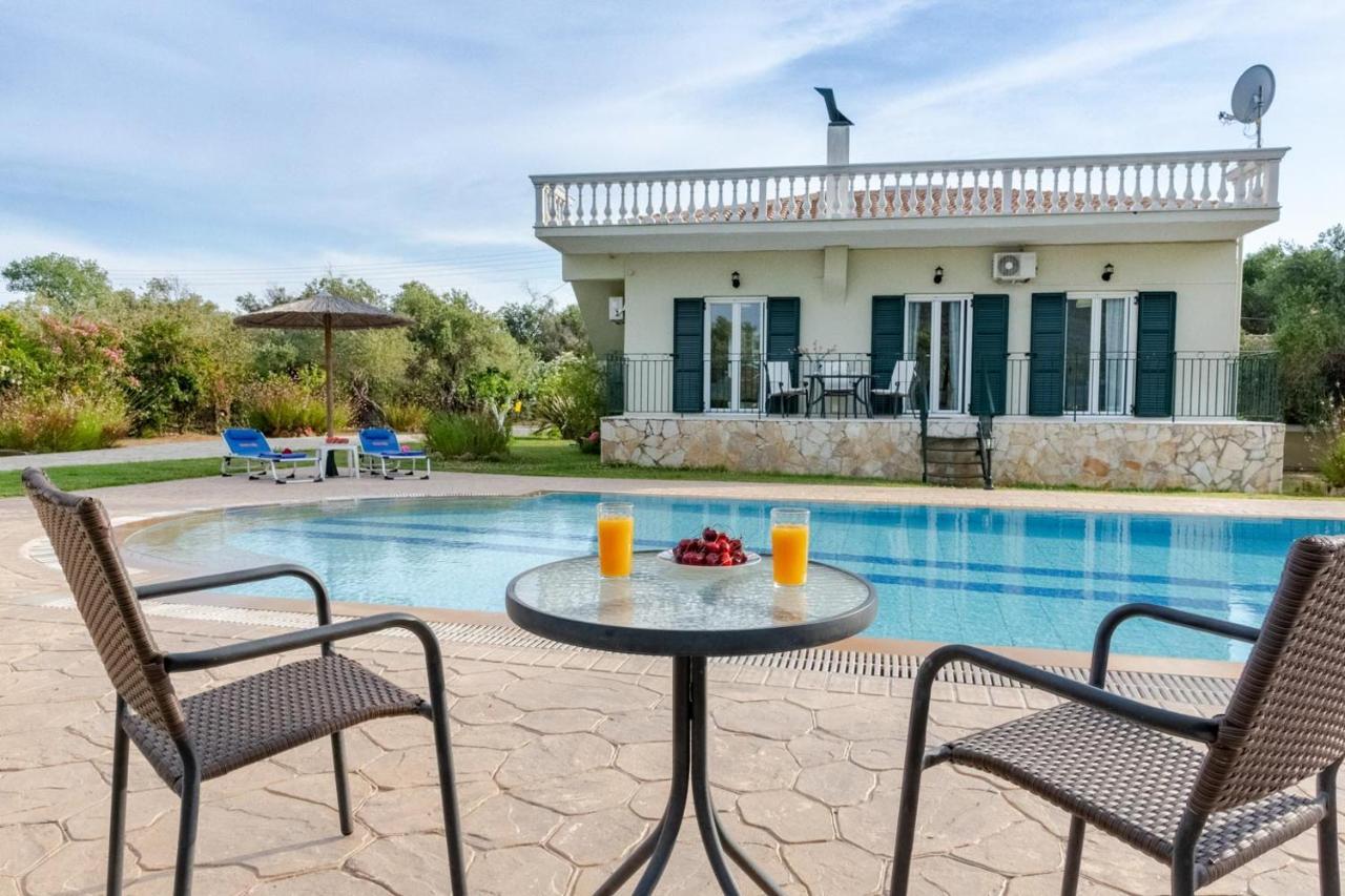 Villa Adonis CChalikounas Buitenkant foto